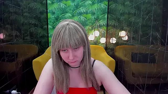 AlanaDreamy from StripChat