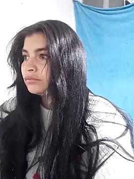 AlanaHotxx from StripChat