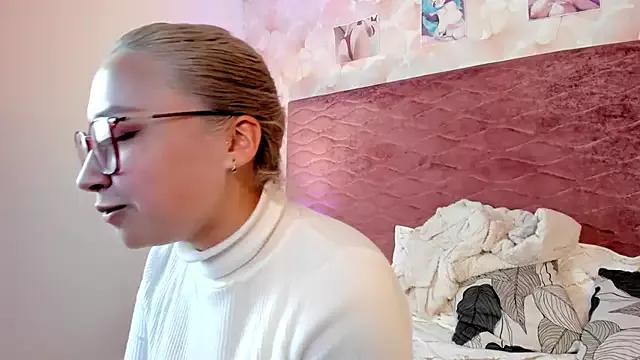 AlanaLeBlanc from StripChat