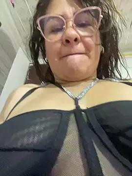 Naked Room AlexxiaaMat 