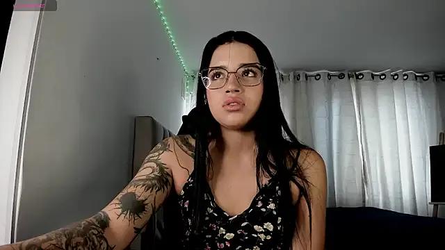 aliice_walker_ on StripChat 