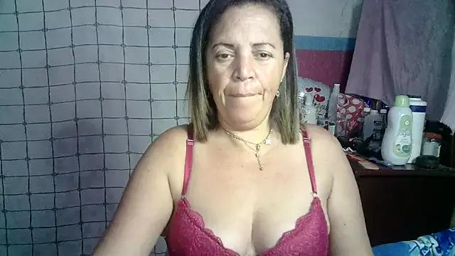 Naked Room alina_maturehot 