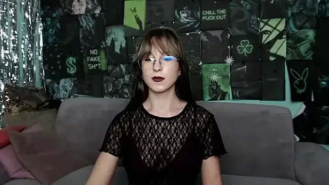 AlishaKellyi from StripChat