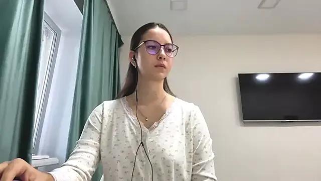 Allisgree from StripChat