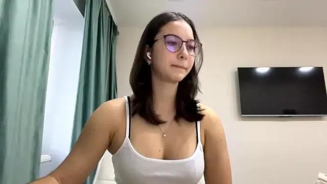 Allisgree from StripChat