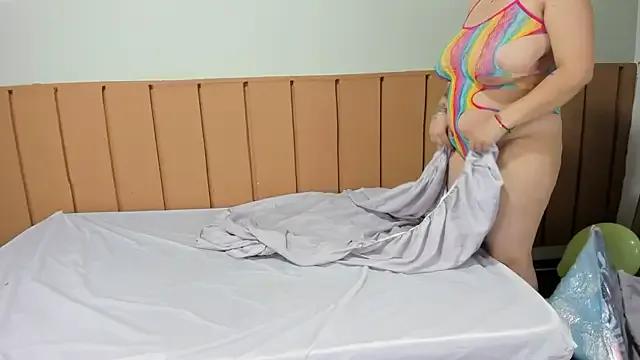 Ally_blonde from StripChat