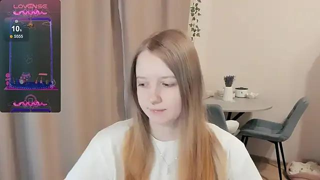 Alyaley from StripChat