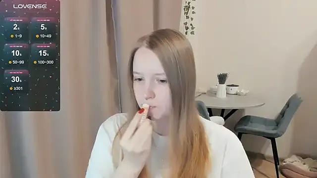 Alyaley from StripChat