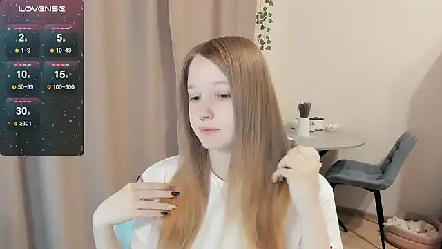 Alyaley from StripChat