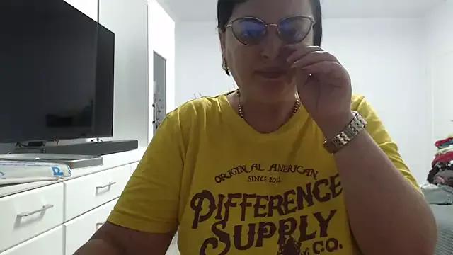 Amandamuller1982 from StripChat