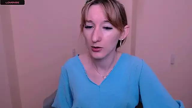 AmandaSell from StripChat