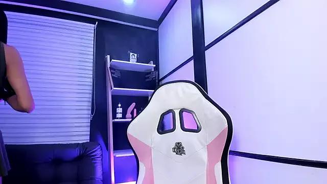 AmbarFoxx_ from StripChat