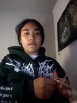 AmberGold- from StripChat