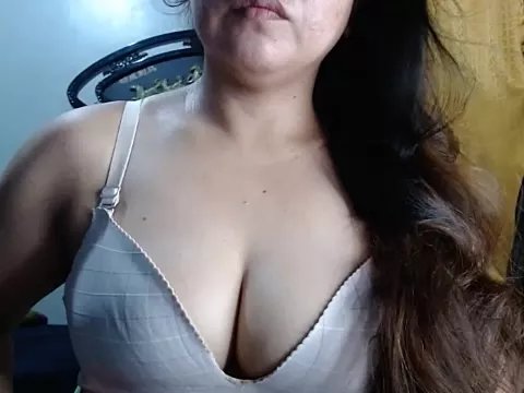 ambersmile from StripChat