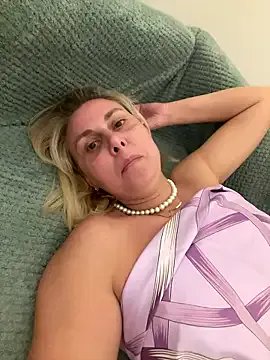 Amelia9798 from StripChat