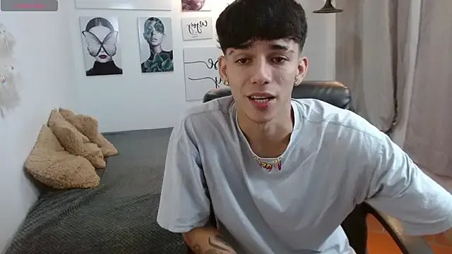 AmethystShadow17 from StripChat