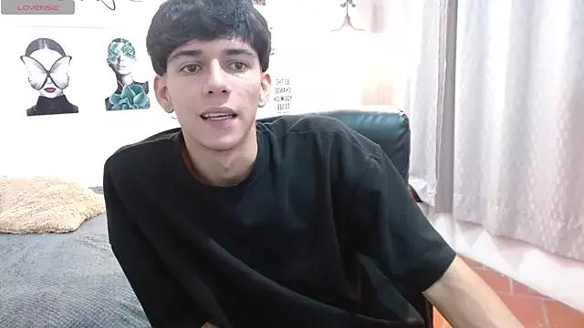 Naked Room AmethystShadow17 