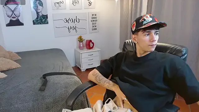 AmethystShadow17 from StripChat