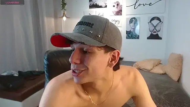 AmethystShadow17 from StripChat