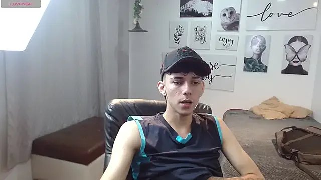 AmethystShadow17 from StripChat