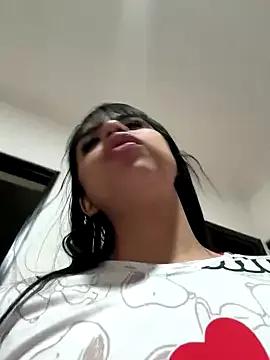 Naked Room Amina__Samileh 