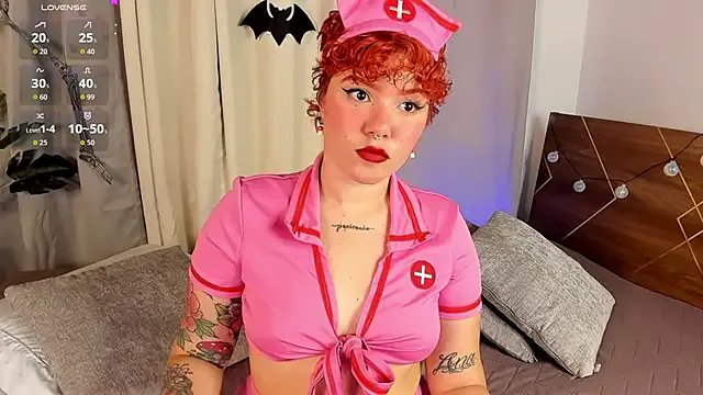 Amy_art from StripChat