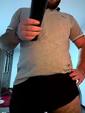 Andreiandu23 from StripChat