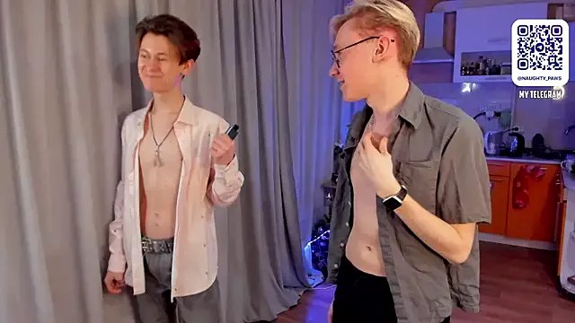 AndrewwCarter2 from StripChat