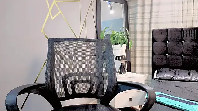 Angel-dragun from StripChat