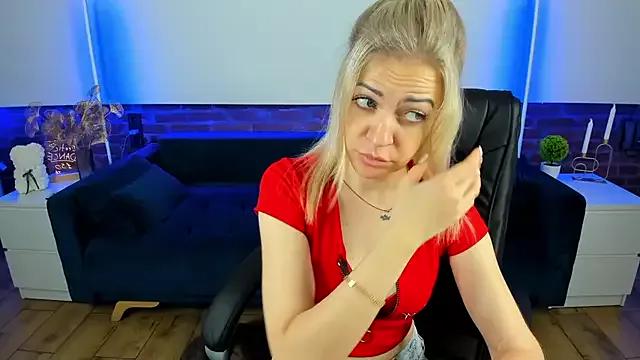 Anna_Snows from StripChat