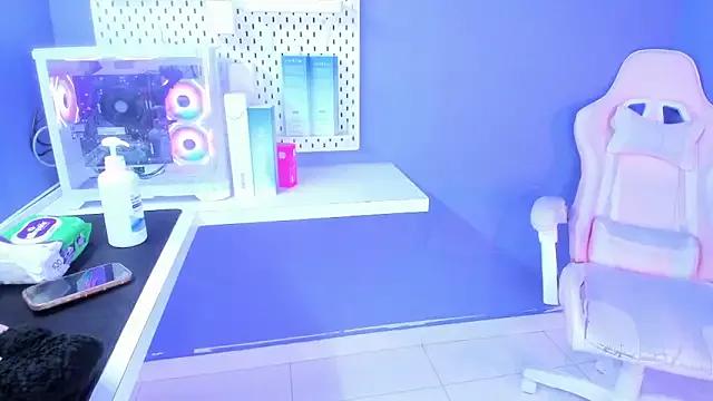 Annie9_ from StripChat