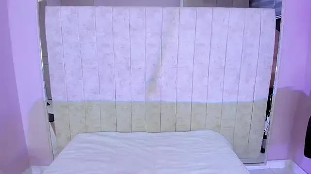 Annie9_ from StripChat
