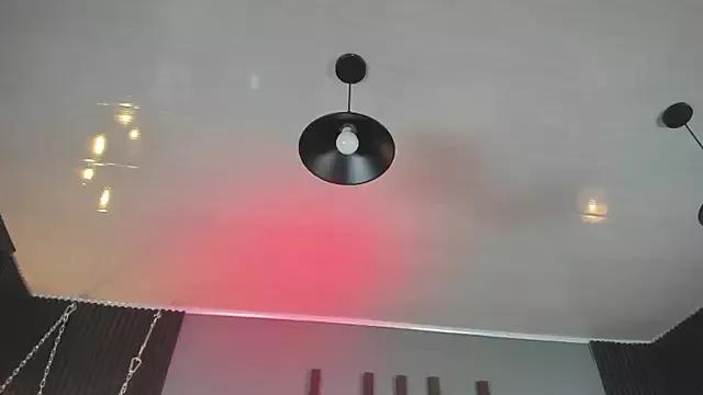 annie_barozzi from StripChat