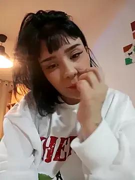 Annie_Villaa from StripChat