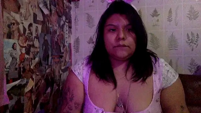 annoyedputa on StripChat 