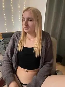 AnnyBelleX from StripChat