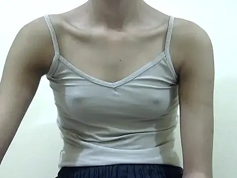 Anu_tiny from StripChat