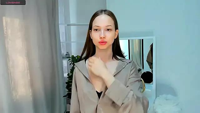 AraHailey from StripChat