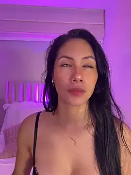 ArianaReynoldss from StripChat