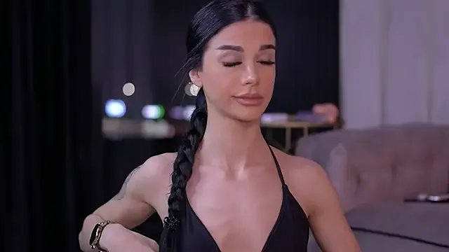 ArinaCarter from StripChat