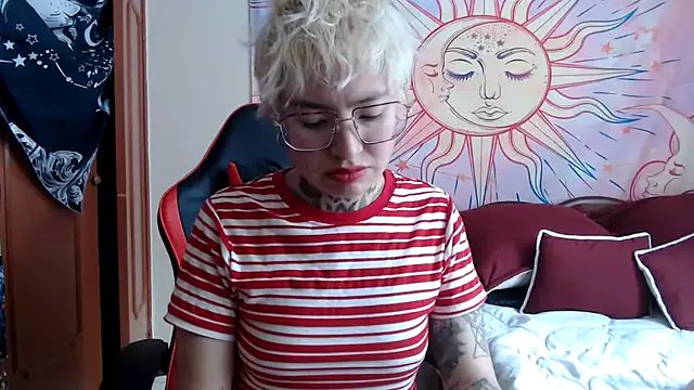 ArrangedFoot on StripChat 