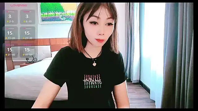 Aster_Hoa from StripChat