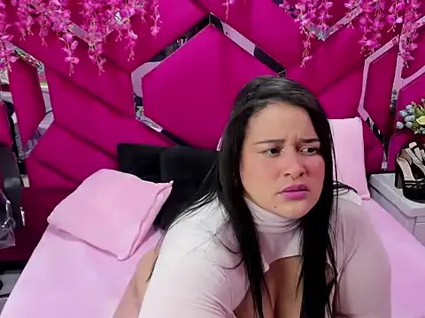 Atena_Glow_ from StripChat