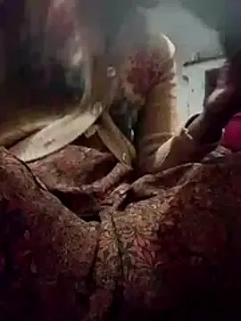 aunty_sumy from StripChat