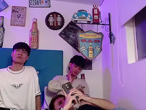 axel_milo_kairo_and_noa from StripChat