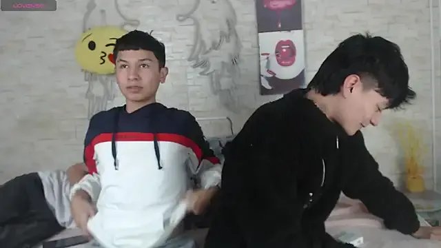 axel_milo_kairo_and_noa from StripChat