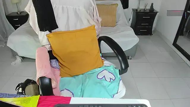 BarbieKano from StripChat