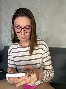 BeatriceTender from StripChat