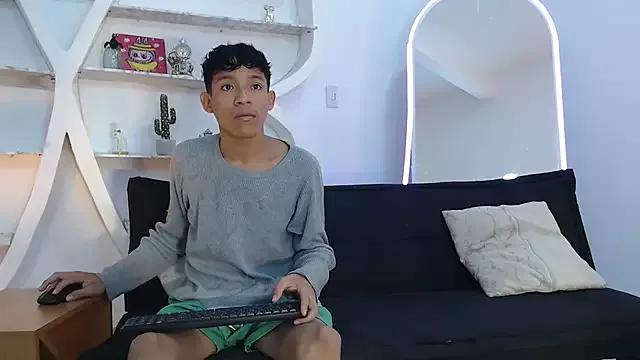 BEAUTY_BOYS1 from StripChat