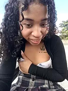 Naked Room bella__honey 
